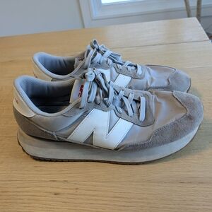 New Balance Men's Gray Sneakers